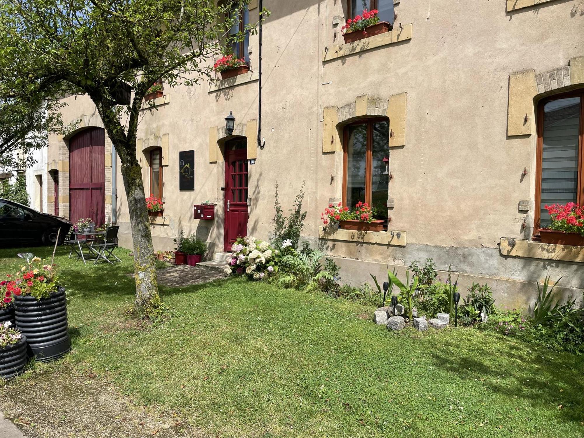 Bergerie Francique Apartamento Lachaussee Exterior foto